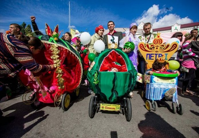 Шествие на Камышенский арбузный фестиваль